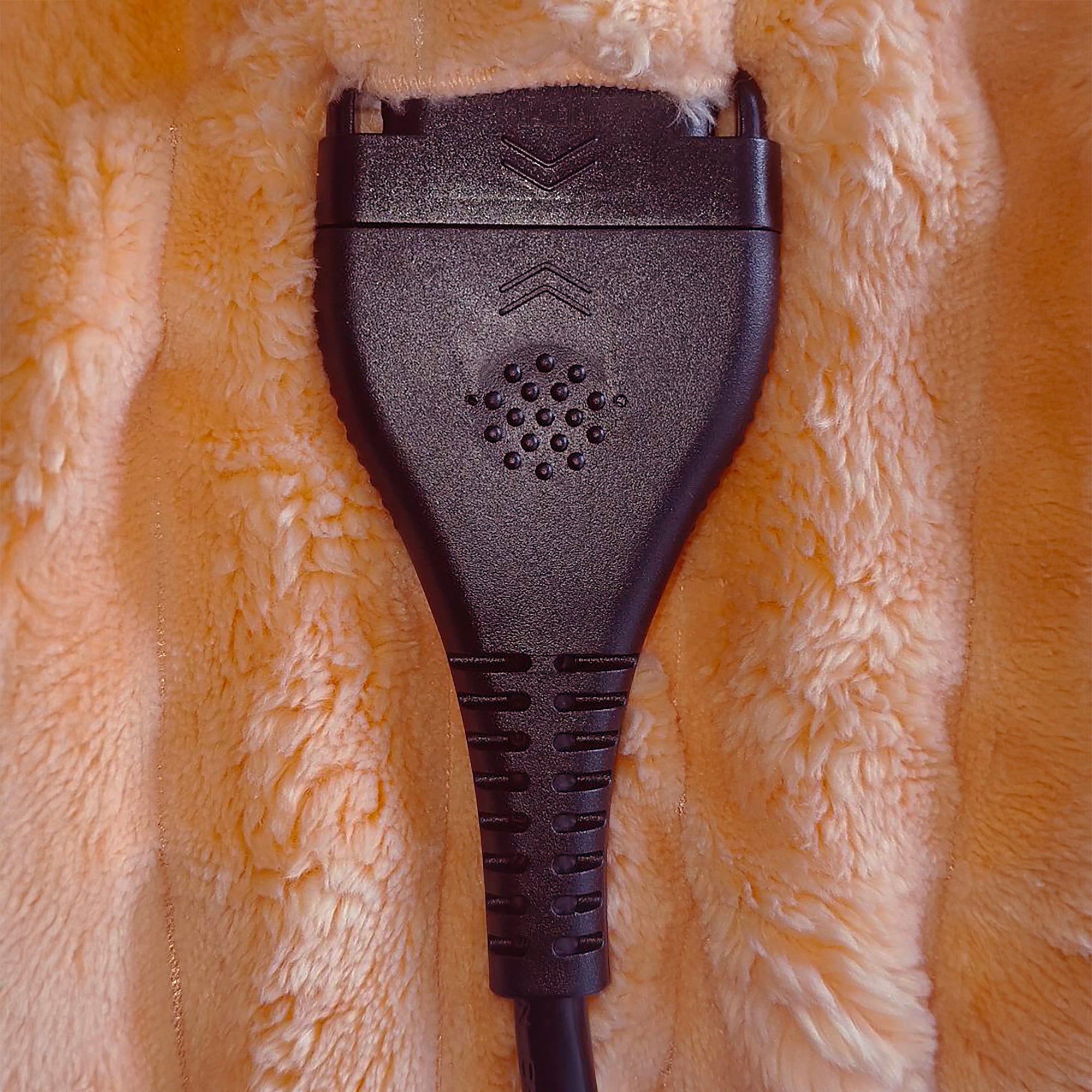 ELLE Heated Throw Blanket – Apricot Wash